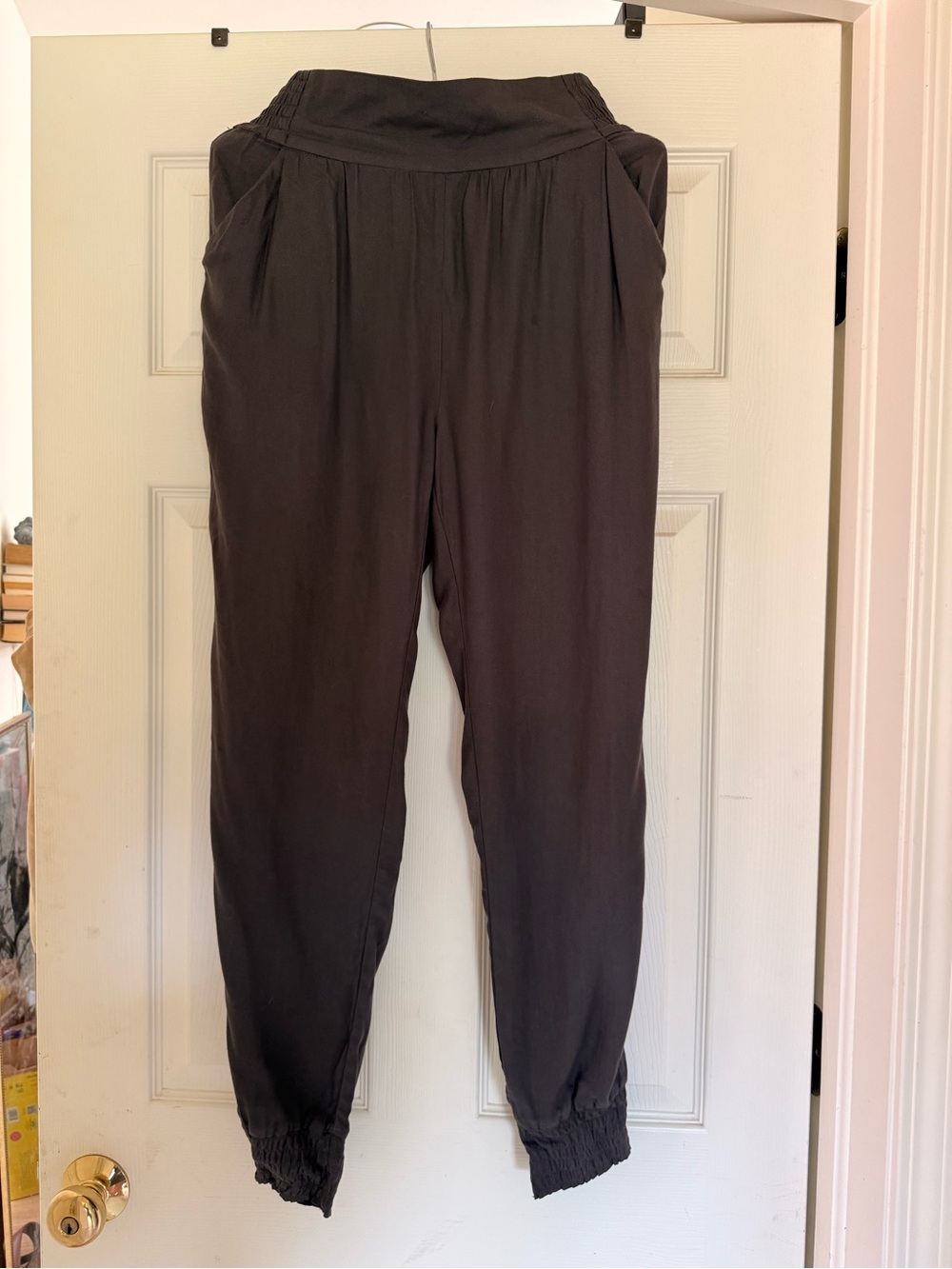 Women’s Slim Harem Pants in Dark Gray